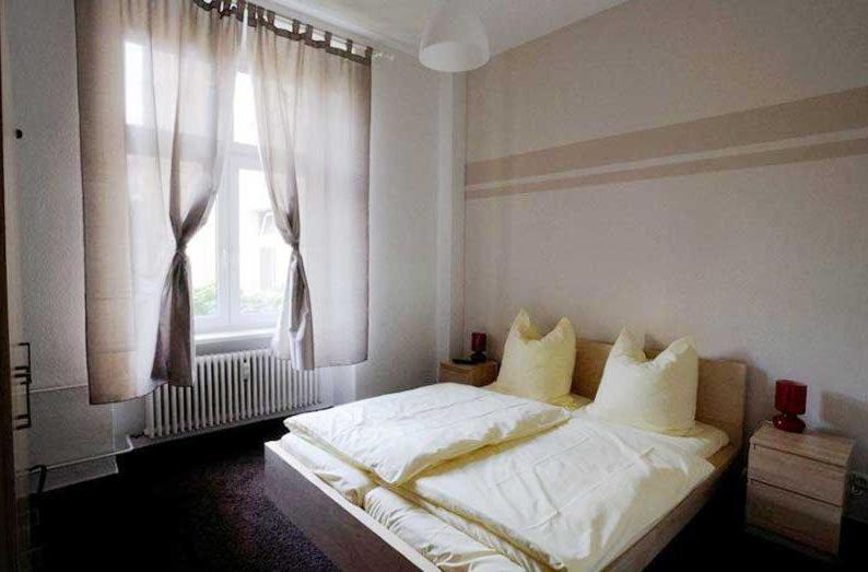 Pension Central Hostel Berlino Esterno foto